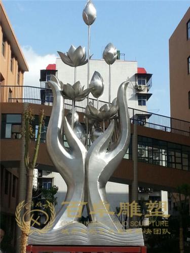 學(xué)校雕塑